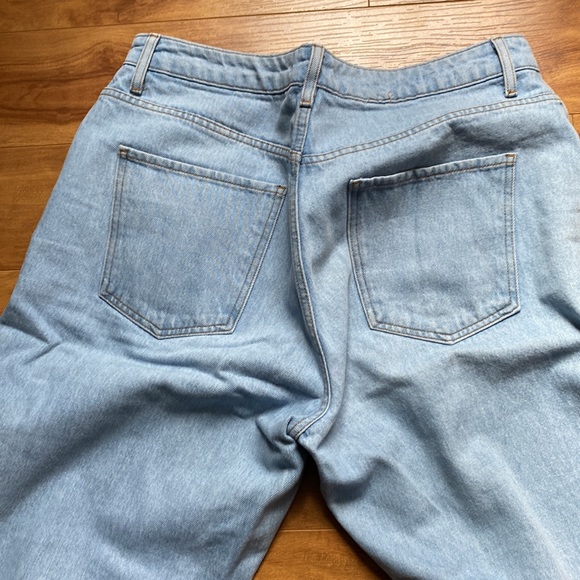 ASOS Design petite blue mom jeans size 32 - Picture 4 of 4